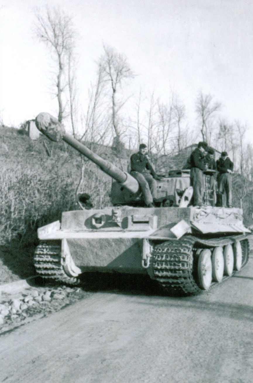 23 «Тигр» 508-го тяжелого танкового батальона